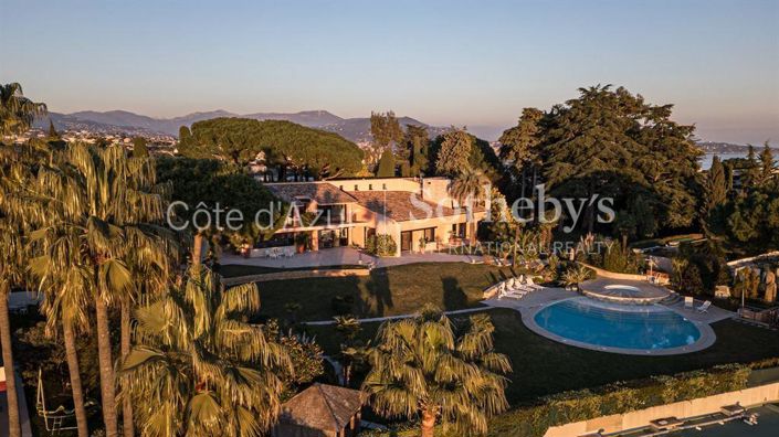 Image No.18-4 Bed Property for sale