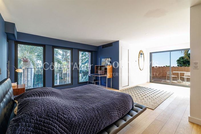 Image No.9-4 Bed Property for sale