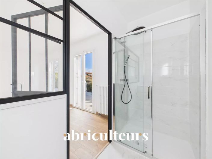 Image No.14-3 Bed House for sale