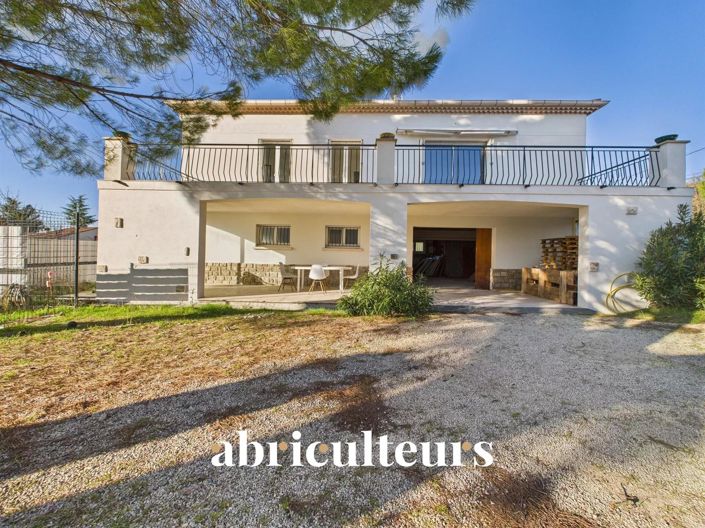 Image No.2-3 Bed House for sale