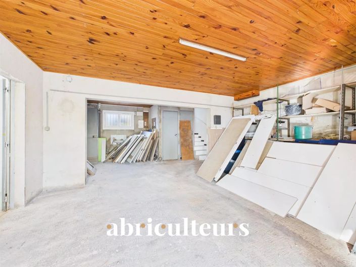 Image No.25-3 Bed House for sale