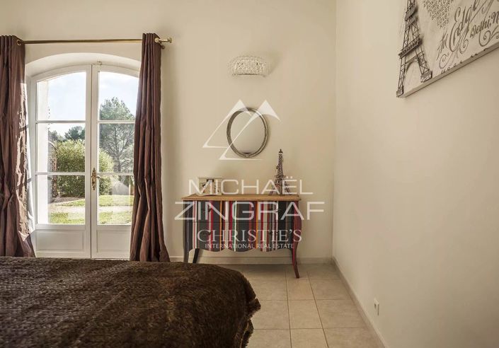 Image No.9-3 Bed House for sale