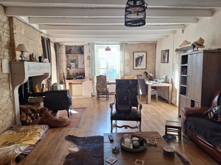 Image No.7-5 Bed House for sale