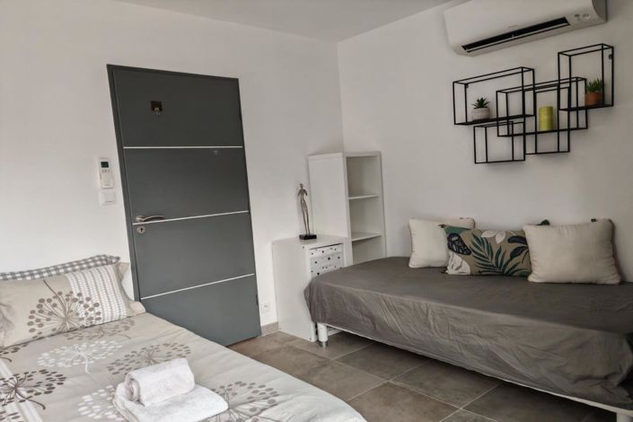 Image No.13-3 Bed House for sale