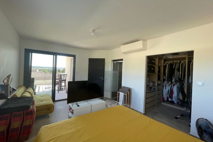 Image No.7-3 Bed House for sale