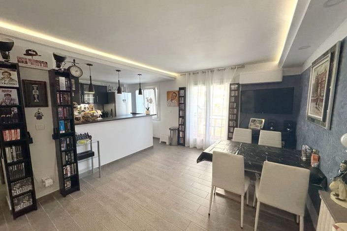 Image No.6-Appartement de 2 chambres à vendre à Cannes