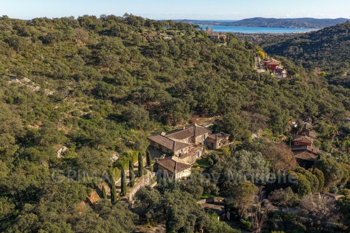 Image No.2-6 Bed House for sale