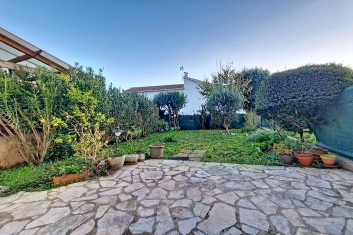 Image No.2-2 Bed House for sale