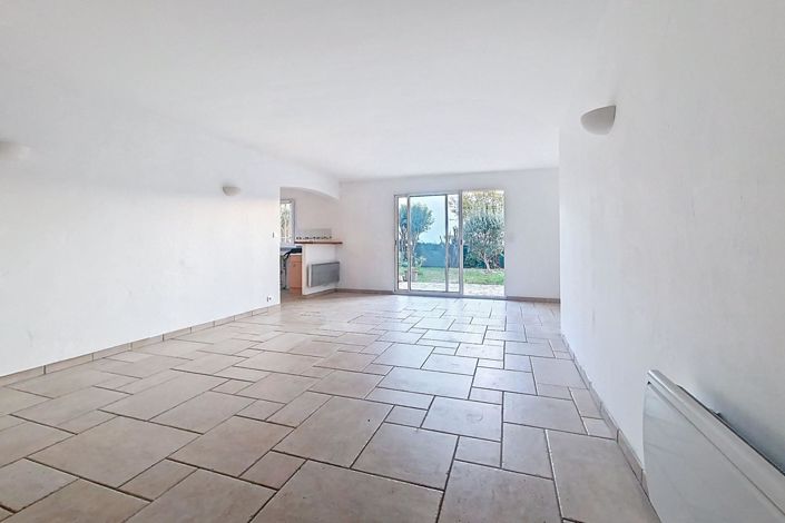 Image No.3-2 Bed House for sale