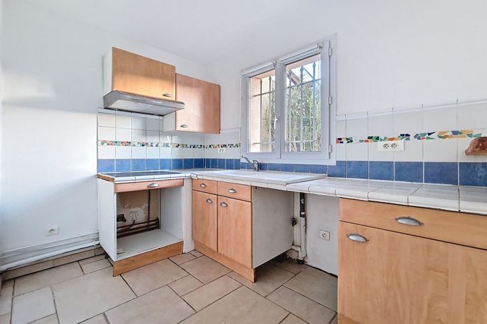 Image No.5-2 Bed House for sale