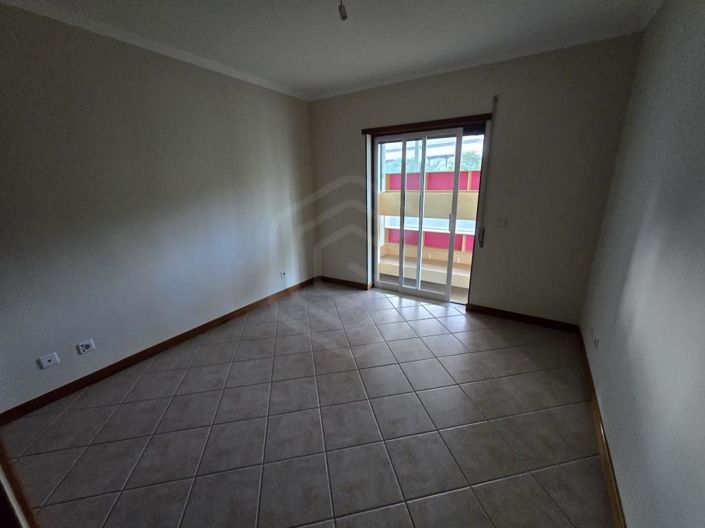 Image No.20-2 Bed Apartment for sale