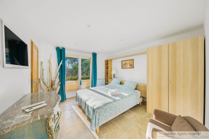 Image No.14-5 Bed House for sale