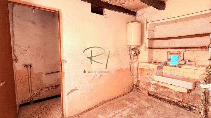 Image No.17-2 Bed House for sale