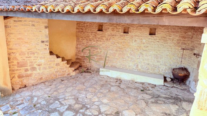 Image No.18-2 Bed House for sale