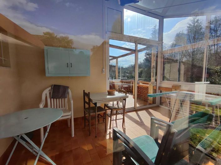 Image No.8-2 Bed House for sale