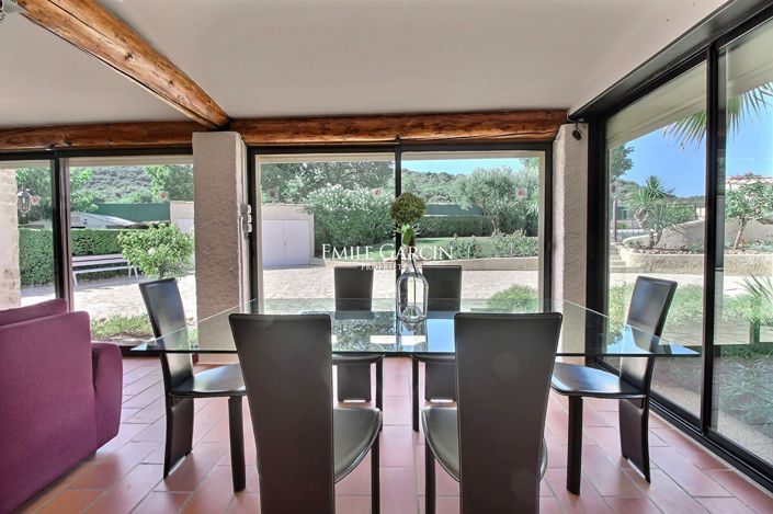 Image No.7-4 Bed House for sale