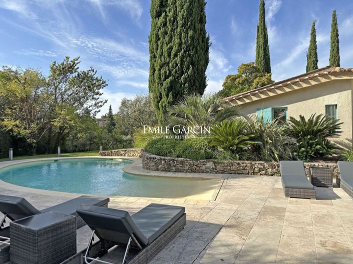 Image No.2-6 Bed House for sale