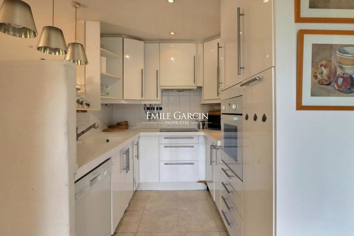 Image No.4-2 Bed Apartment for sale