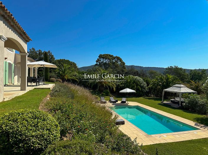 Image No.2-4 Bed House for sale