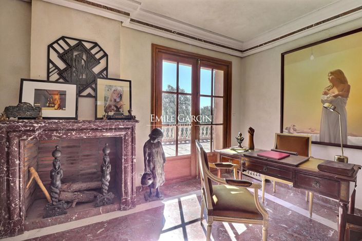 Image No.5-7 Bed House for sale