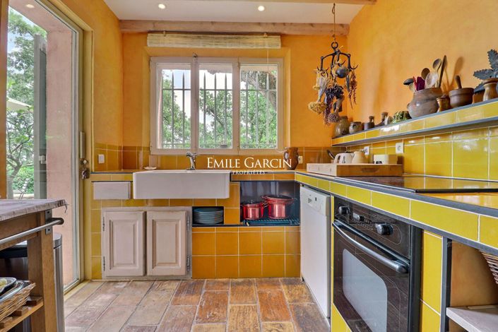 Image No.6-4 Bed House for sale