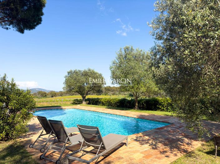 Image No.3-4 Bed House for sale