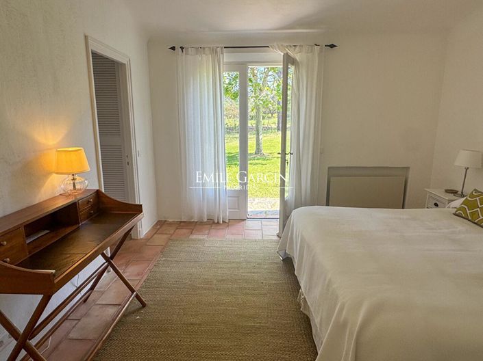 Image No.8-4 Bed House for sale