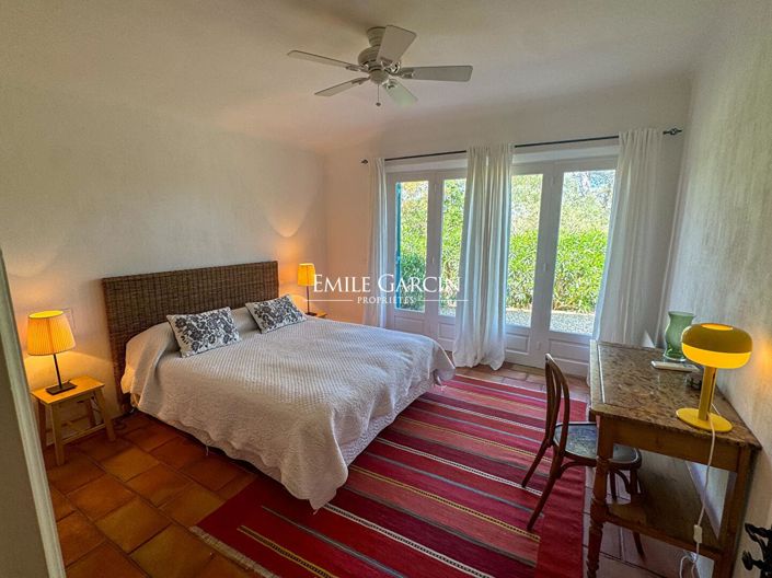 Image No.9-4 Bed House for sale