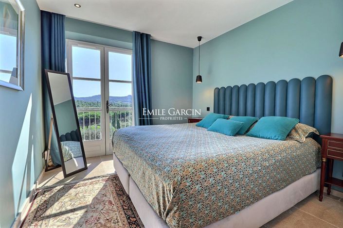 Image No.5-4 Bed House for sale