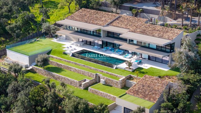 Image No.3-5 Bed Property for sale