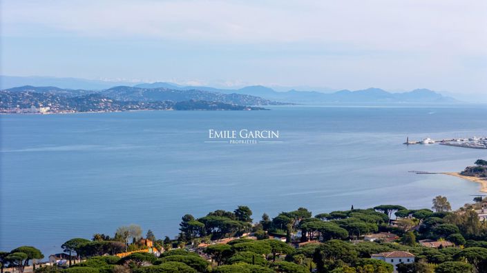 Image No.4-5 Bed Property for sale