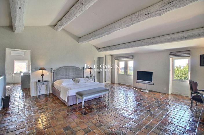 Image No.6-4 Bed House for sale