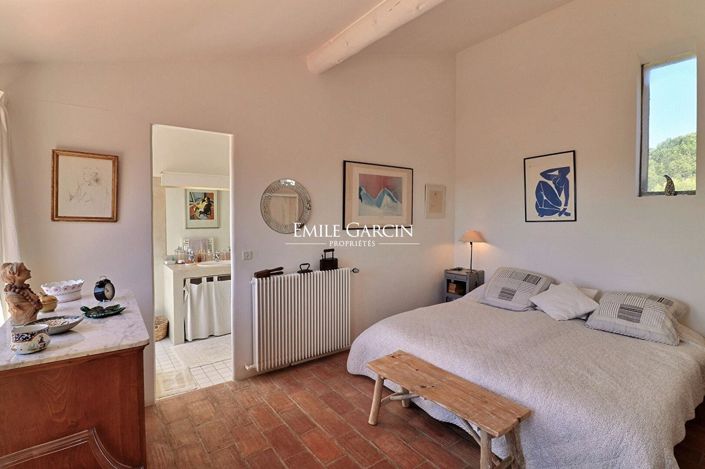 Image No.9-4 Bed House for sale