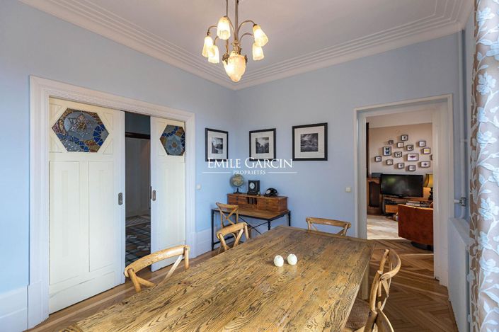 Image No.8-7 Bed House for sale