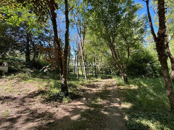 Image No.5-6 Bed Property for sale