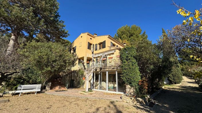 Image No.5-4 Bed Property for sale