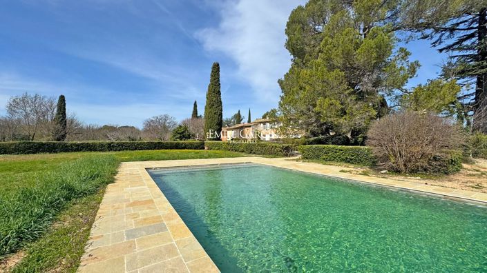 Image No.5-7 Bed Property for sale