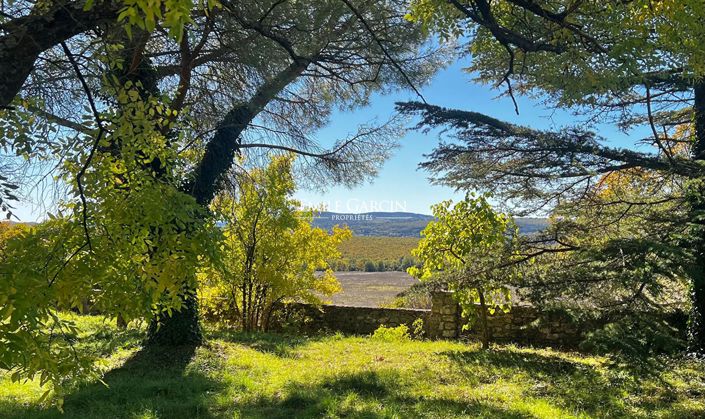 Image No.13-16 Bed Property for sale