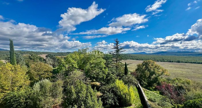 Image No.7-16 Bed Property for sale