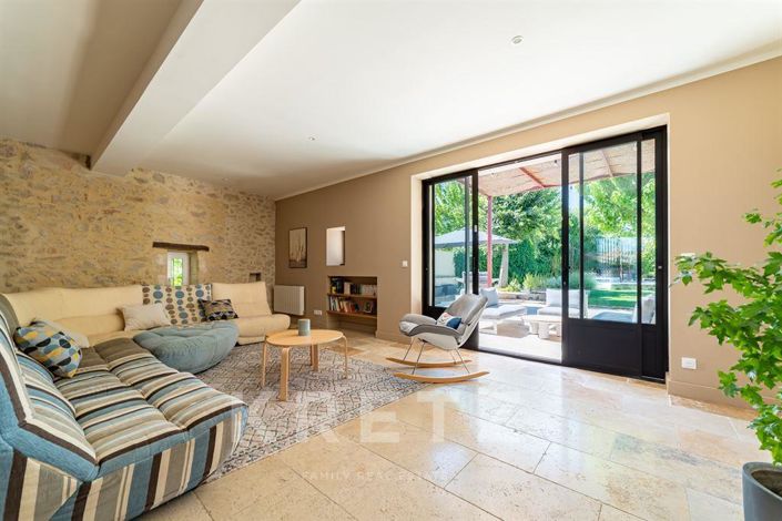 Image No.4-5 Bed House for sale