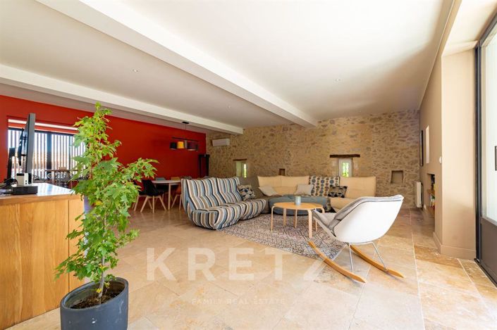 Image No.5-5 Bed House for sale