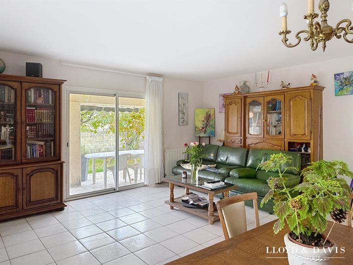 Image No.14-3 Bed House for sale