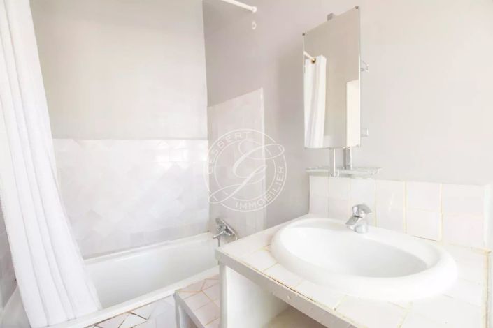 Image No.6-Appartement de 3 chambres à vendre à Salernes