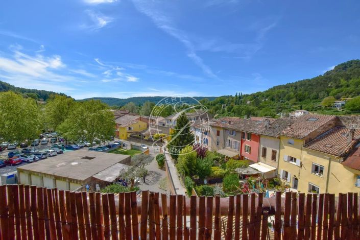 Image No.9-Appartement de 3 chambres à vendre à Salernes