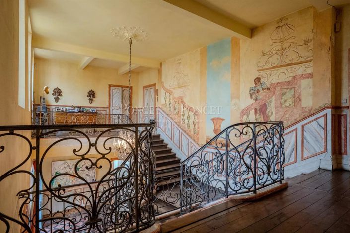 Image No.17-11 Bed House for sale