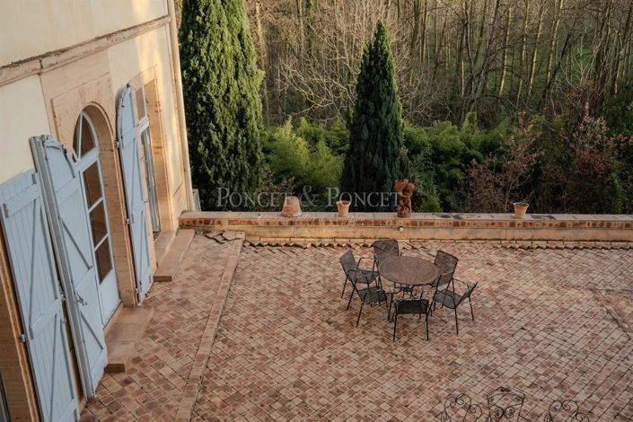 Image No.23-11 Bed House for sale