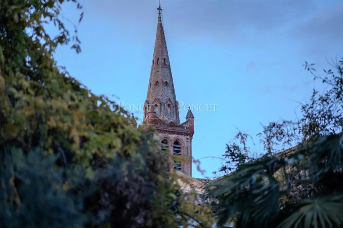 Image No.29-11 Bed House for sale