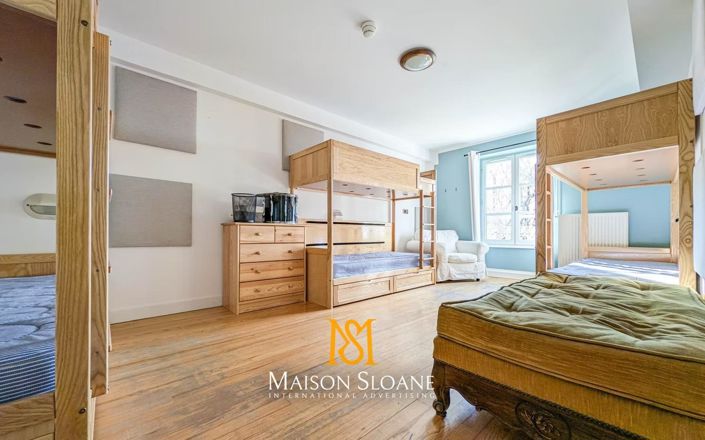 Image No.25-17 Bed House for sale