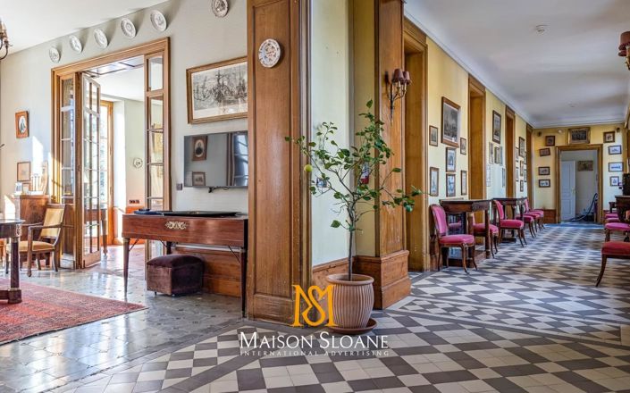 Image No.8-17 Bed House for sale