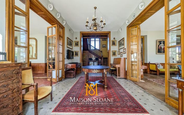 Image No.8-17 Bed House for sale